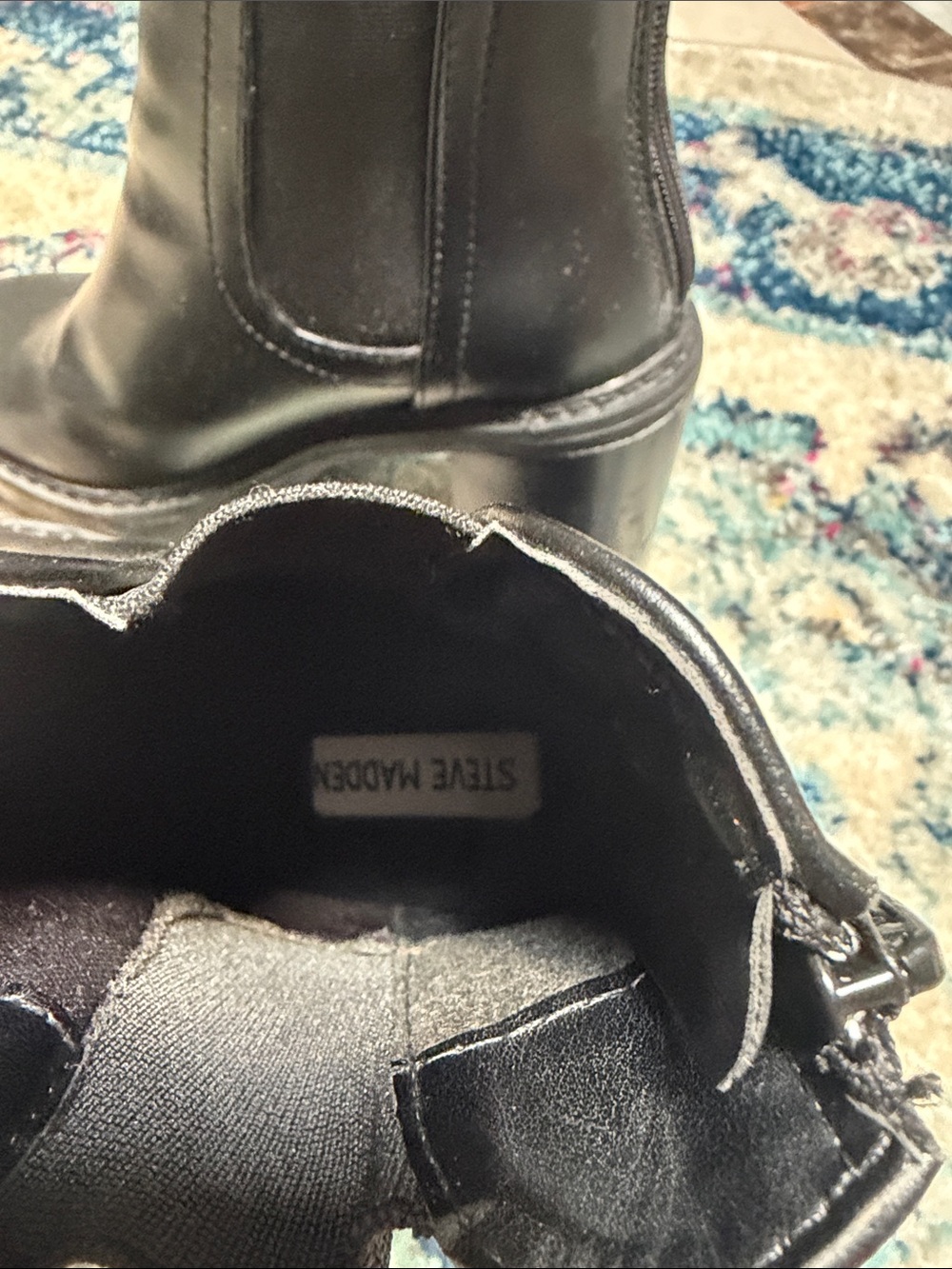 EUC Steve Madden Black Chelsea Ankle Boots- size 7 - Picture 2 of 6